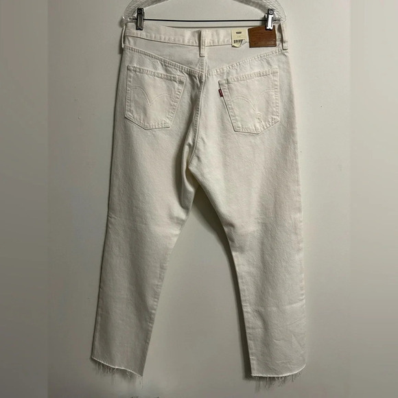 Levi’s White 501 Original Cropped White Ripped Jeans - Picture 3 of 6